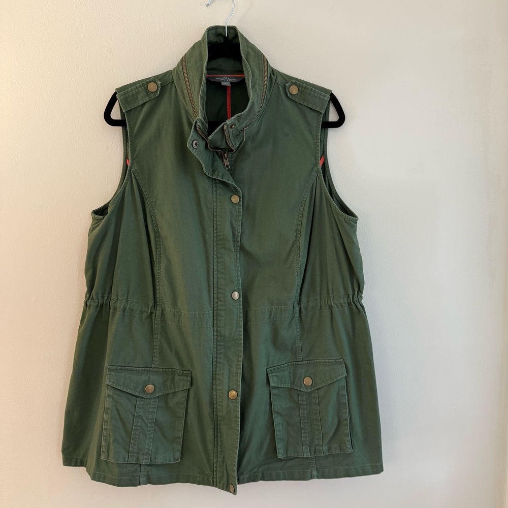 Green vest, Market & Spruce, size 2XL